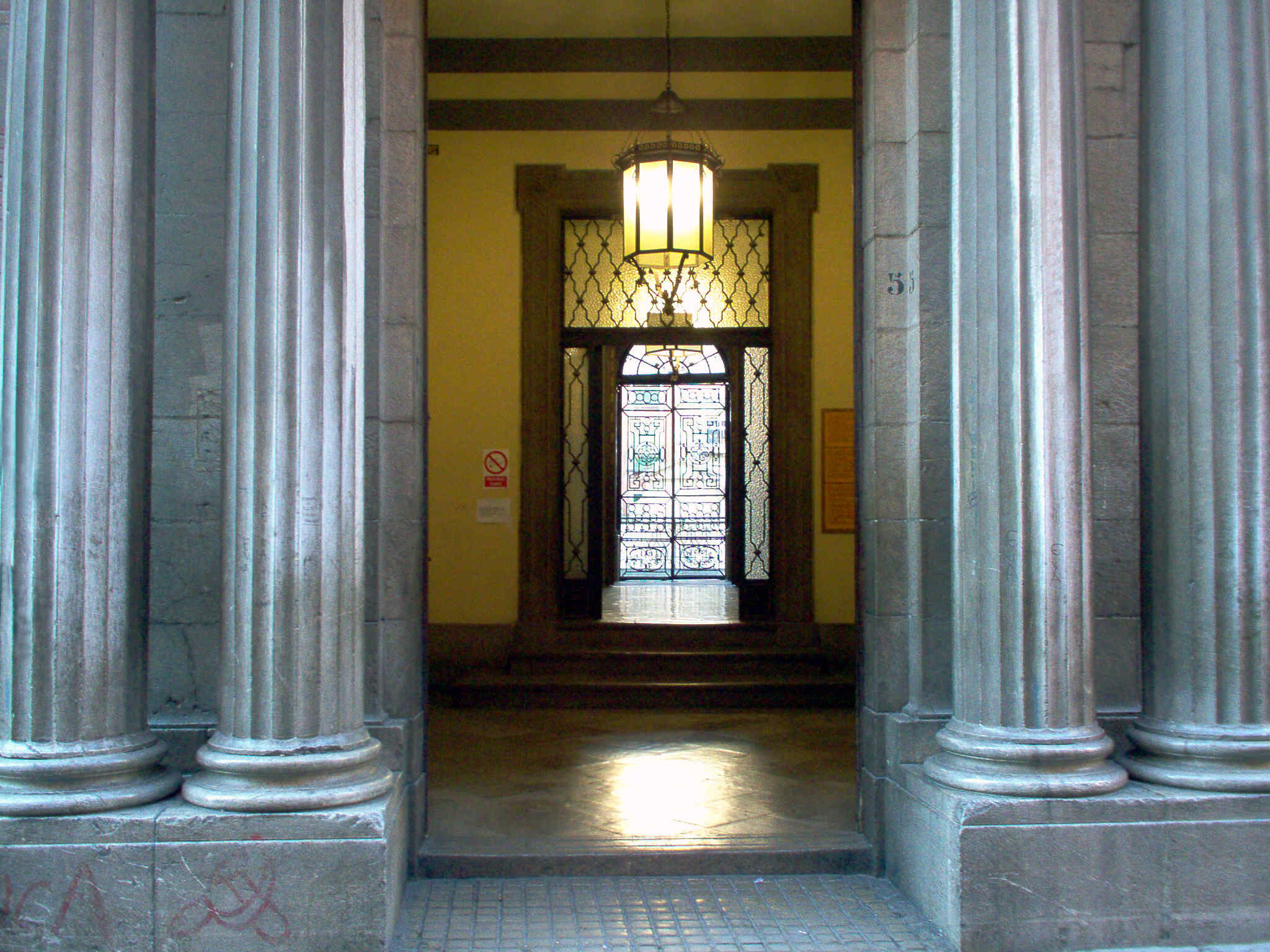 Palacio de las columnas - entrada